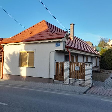 Falusi Vendeghaz Etyek Exterior photo