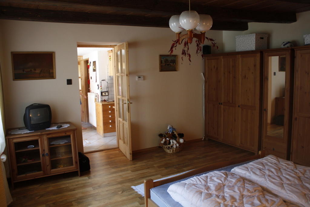 Falusi Vendeghaz Etyek Room photo